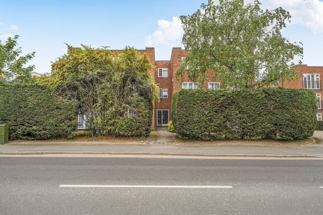 1 bed property, in Church Views, £135,000