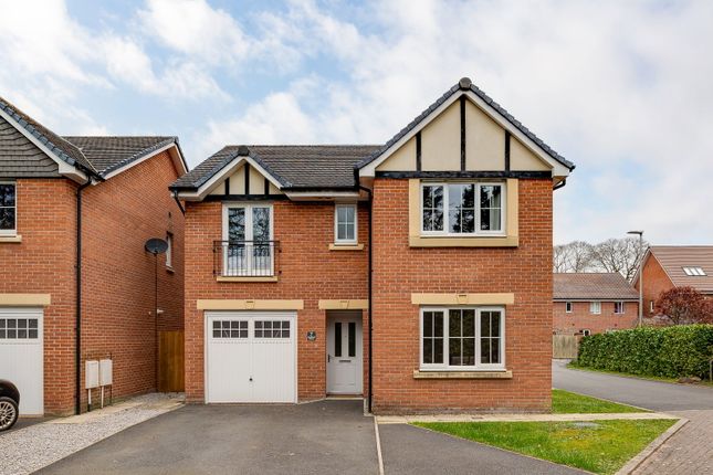 4 bed property, in Sandland Grove, £450,000