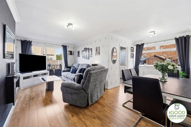 4 bed property, in Moor Lane, £499,950