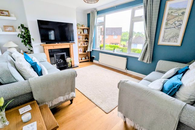 4 bed property, in Marguerite Way, £350,000