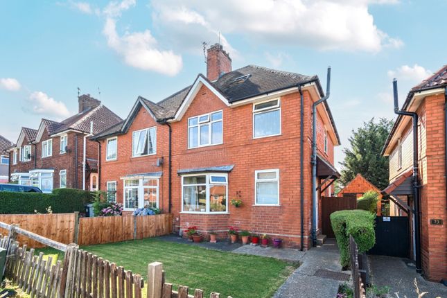 3 bed property, in Walton Gardens, £180,000