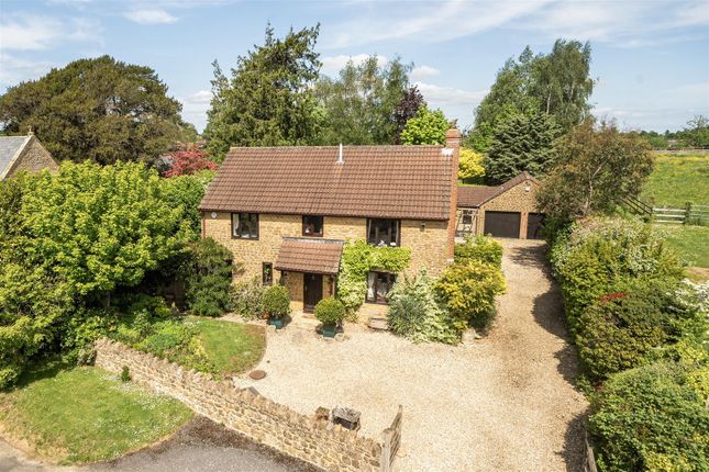 4 bed property, in School Lane, £680,000