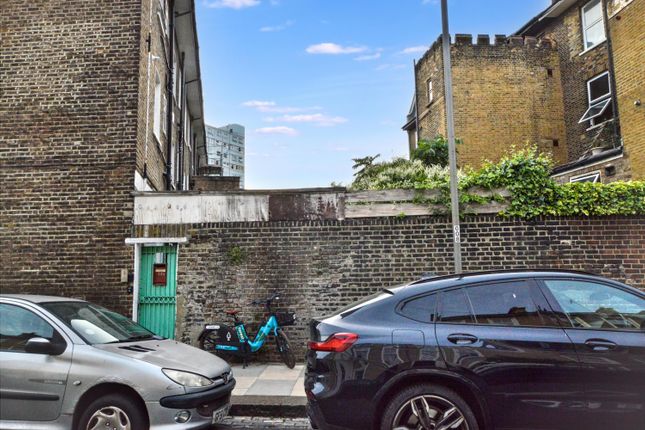 1 bed property, in Flat A, £310,000