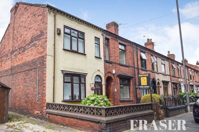 2 bed property, in Wargrave Road, £175,000