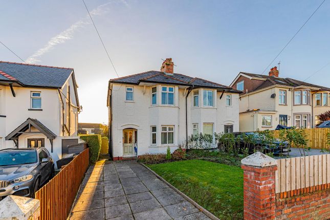3 bed property, in Redlands Road, £430,000