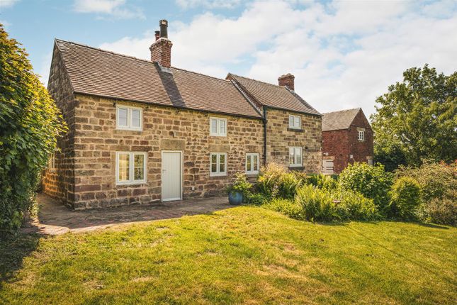 3 bed property, in Ashbourne Road, £695,000