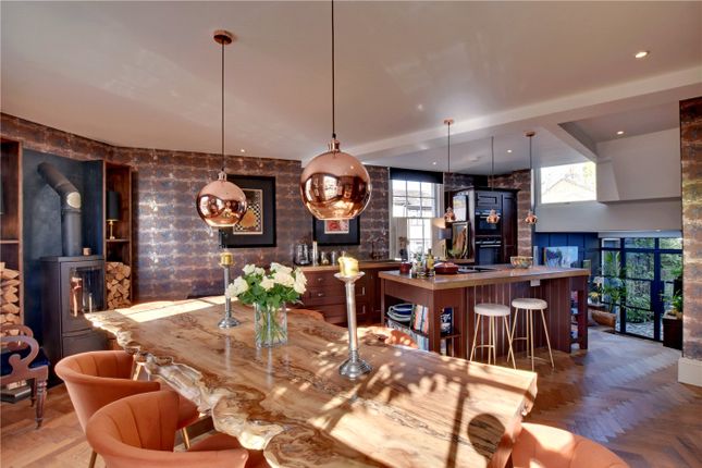 3 bed property, in King George Street, £1,850,000