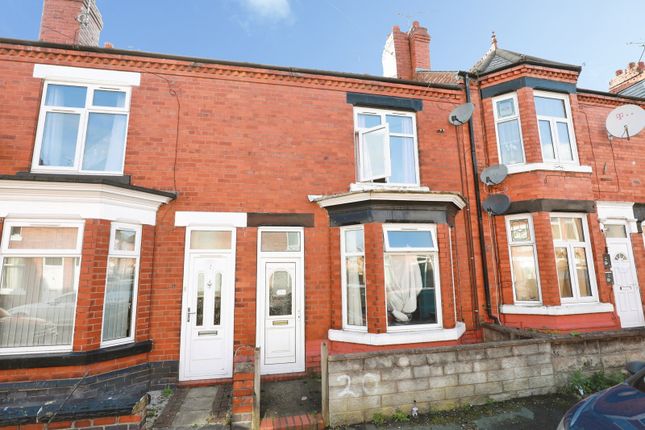 2 bed property, in Culland Street, £100,000