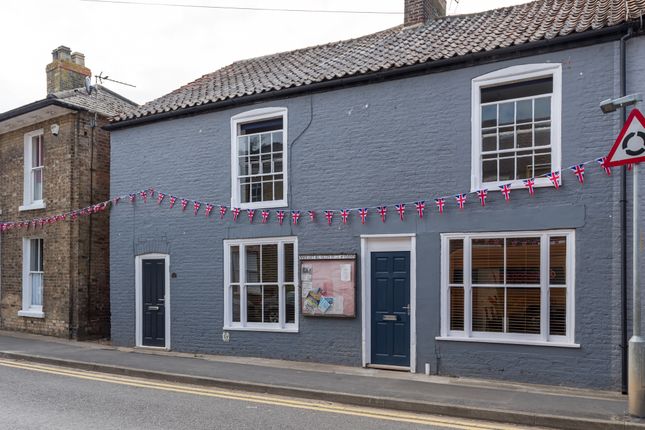 4 bed property, in High Street, £145,000