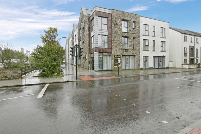 2 bed property, in Brunton Road, £150,000