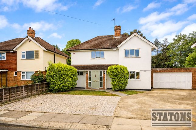 3 bed property, in Greenway, £1,200,000