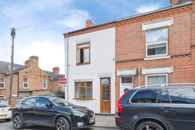 4 bed property, in Ingle Street, £198,000