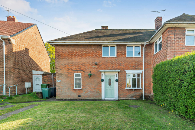 3 bed property, in Burcot Avenue, £220,000