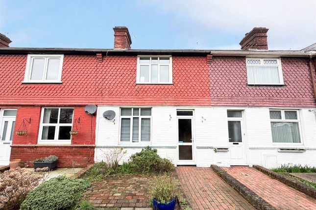 2 bed property, in Whitley Road, £250,000