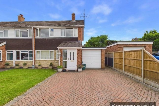 3 bed property, in Barton Way, £400,000