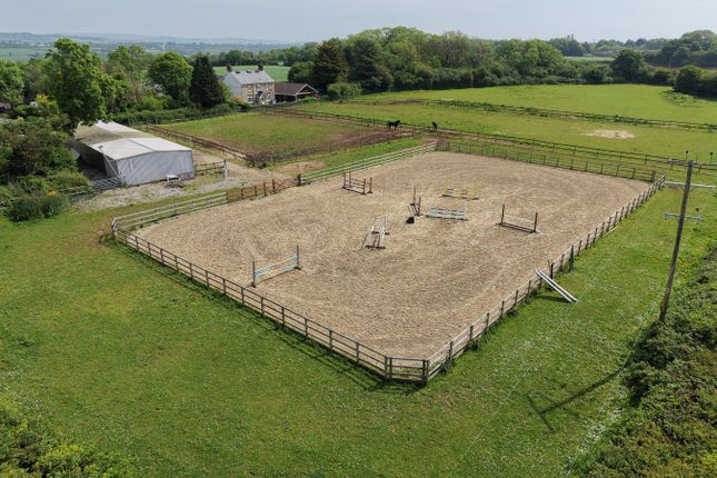 8 bed property, in Stormy Down, £1,495,000