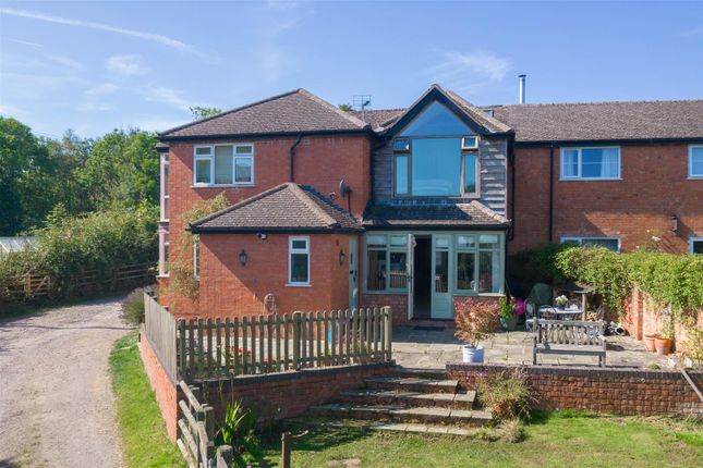 4 bed property, in Birchwood, £685,000
