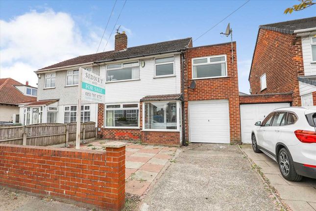 4 bed property, in Mackets Lane, £275,000