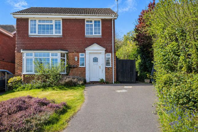 3 bed property, in Leveller Road, £400,000