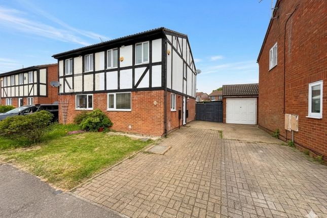 3 bed property, in Hedley Rise, £325,000