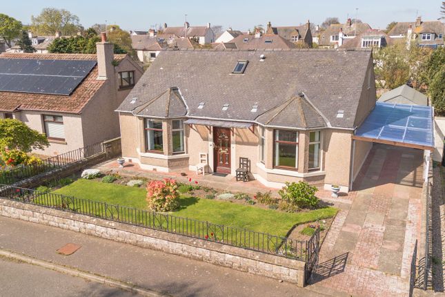 4 bed property, in Caird Avenue, £275,000