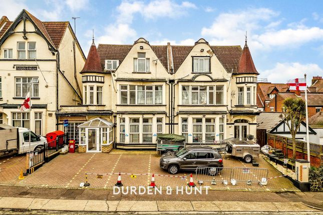 16 bed property, in Grosvenor Road, £2,100,000