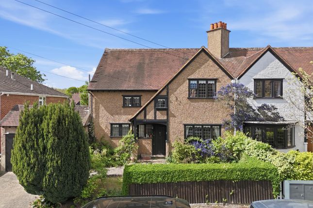 4 bed property, in The Uplands, £1,150,000
