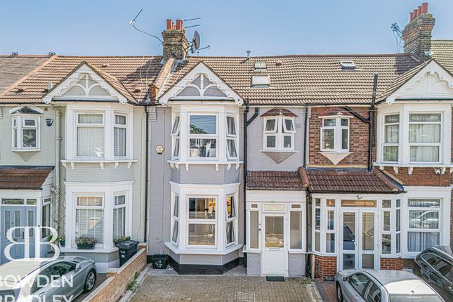 4 bed property, in Balfour Road, £600,000