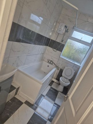 2 bed property, in Apartment, £160,000