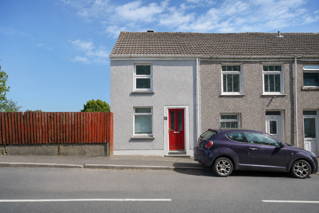 3 bed property, in Trewyddfa Road, £120,000