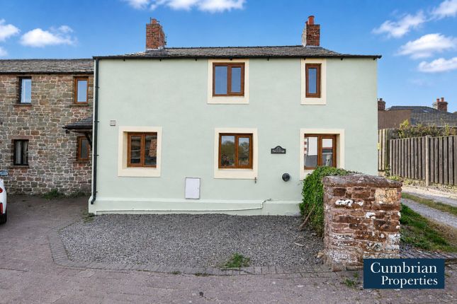4 bed property, in Newtown, £325,000