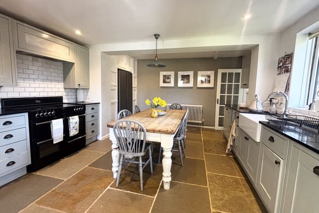 4 bed property, in Priest Close, £700,000