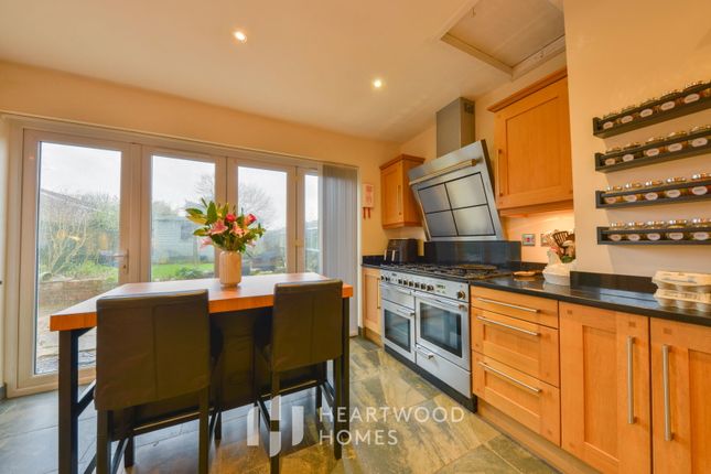 3 bed property, in White Horse Lane, £550,000