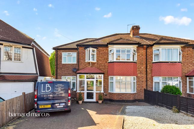 3 bed property, in Thorndon Gardens, £899,950