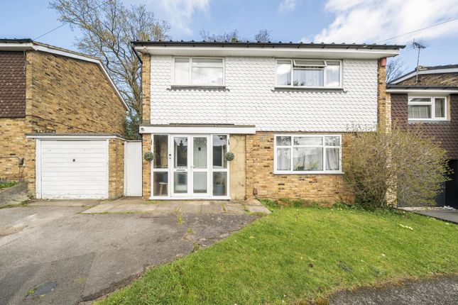 3 bed property, in Sequoia Park, £725,000