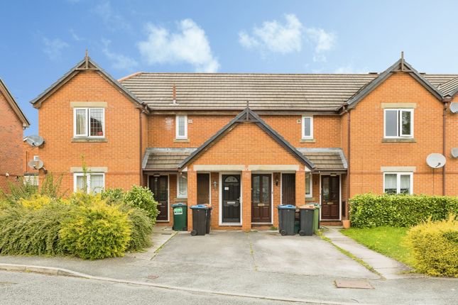 2 bed property, in Newry Park East, £160,000