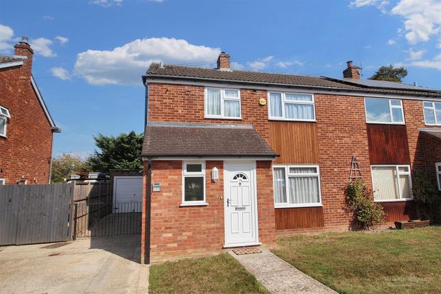 3 bed property, in Walmer Close, £415,000