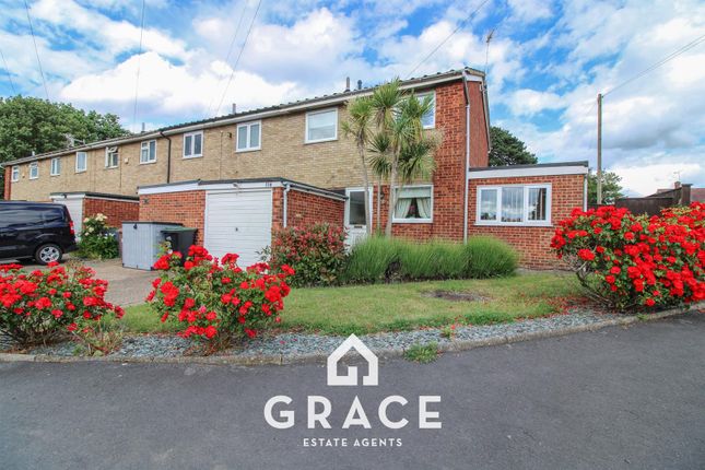 3 bed property, in Macaulay Road, £250,000