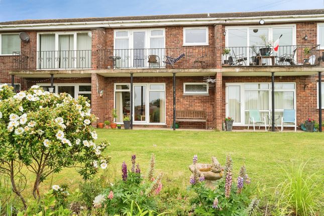 1 bed property, in Cromer Road, £150,000