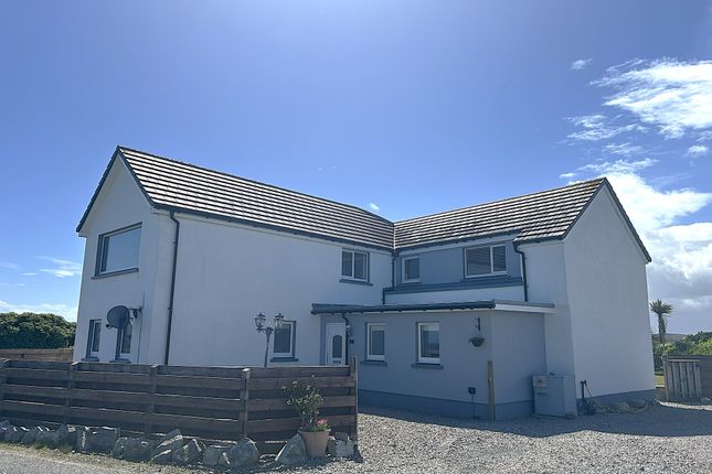 4 bed property, in Point HS2, £345,000