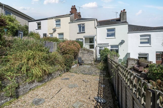 2 bed property, in River View Place, £230,000