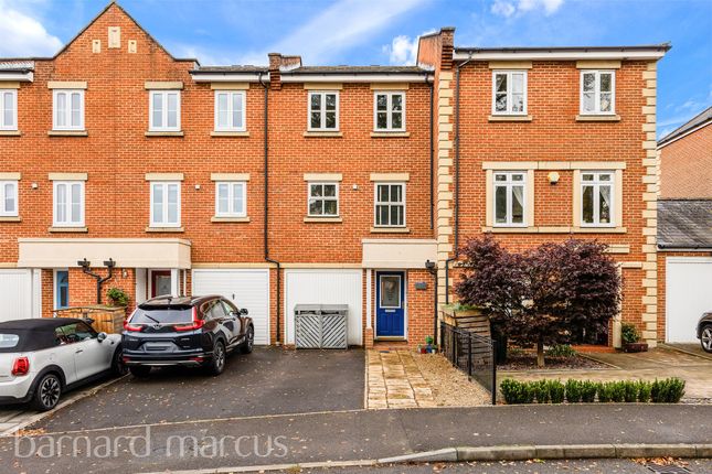 4 bed property, in Royal Earlswood Park, £430,000