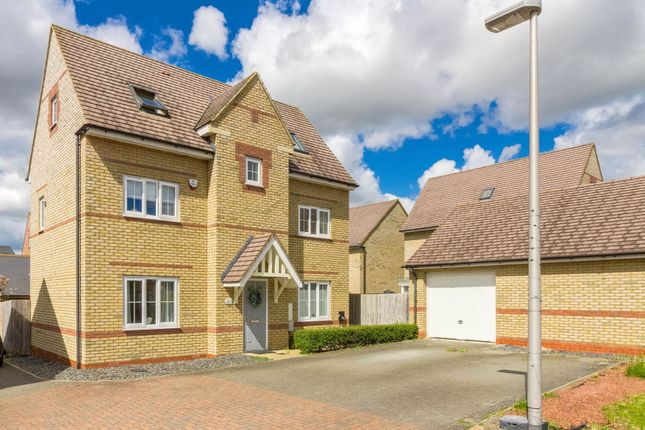 4 bed property, in Saxonia Boulevard, £535,000