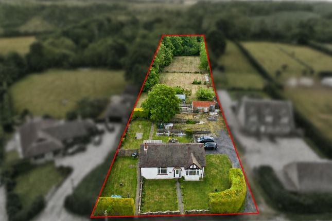 3 bed property, in Swingfield, £675,000