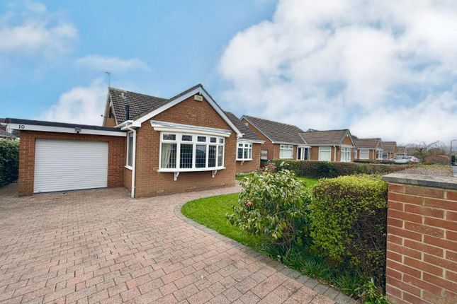 2 bed property, in Knaresborough Avenue, £340,000