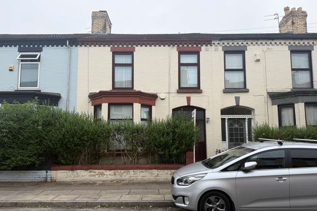 4 bed property, in 34 Kenmare Road, £195,000