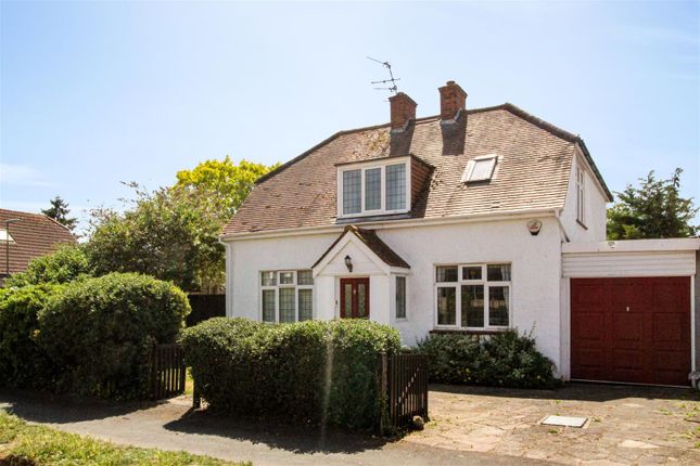 4 bed property, in West Gardens, £1,000,000