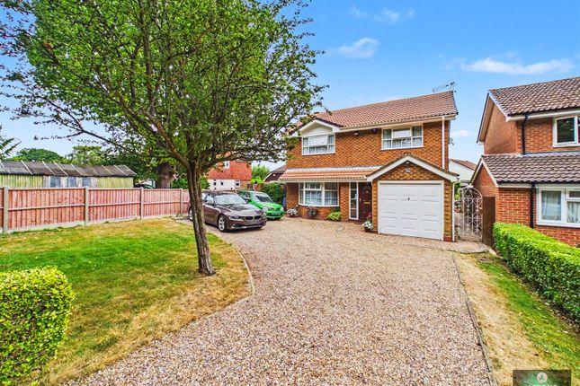 4 bed property, in Peverel Road, £589,950