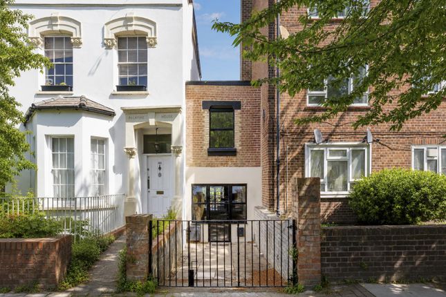 3 bed property, in Palatine Road, £1,200,000