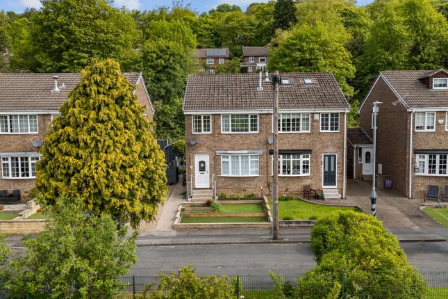 3 bed property, in Kings Lea, £250,000
